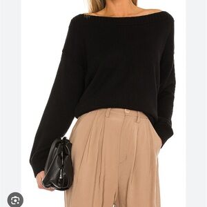 525 Boatneck Pullover Sweater